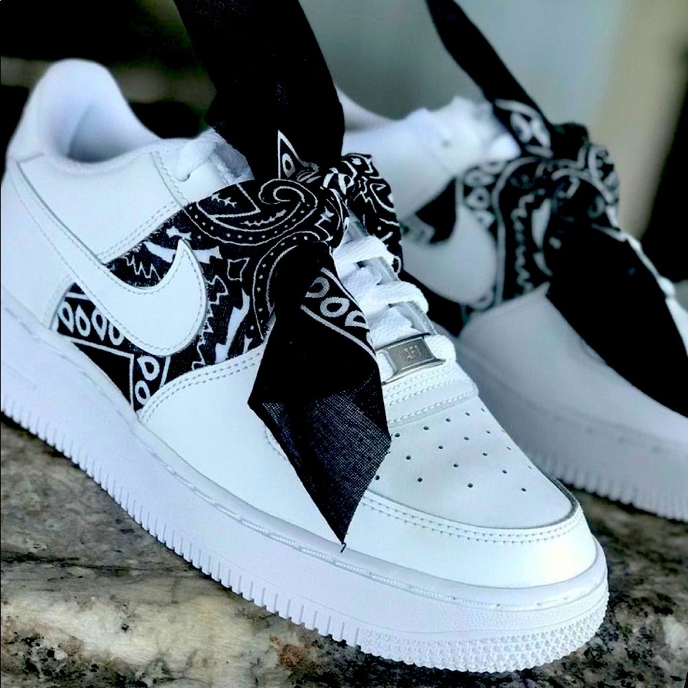 Designed sneaker - Black Bandana
